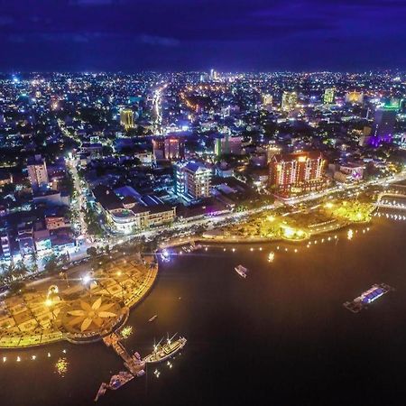 Hotel Sutomo Makassar Kültér fotó