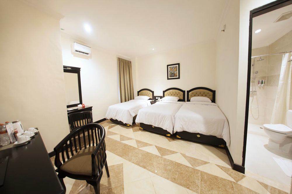 Hotel Sutomo Makassar Kültér fotó