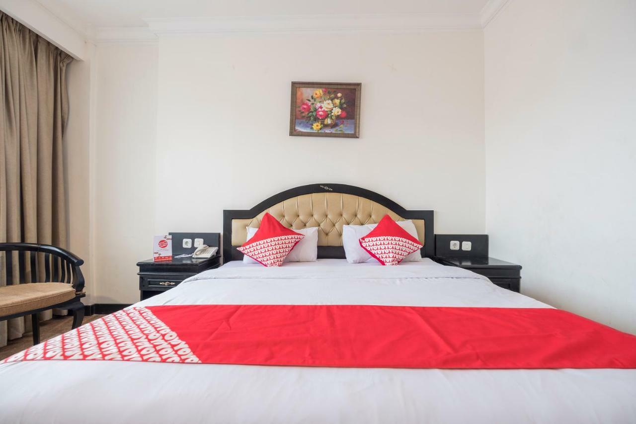 Hotel Sutomo Makassar Kültér fotó